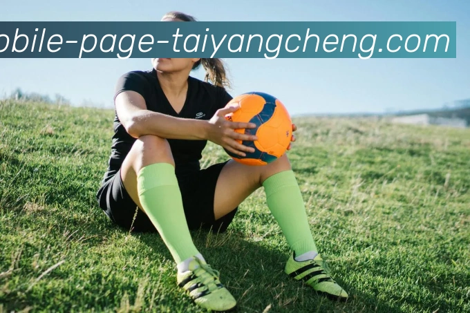 福克斯表现出色20投10中砍下全场最高26分助球队赢得胜利